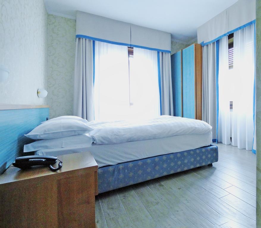 Hotel Sole - Limone Limone sul Garda Exterior photo